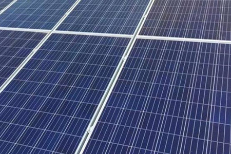 屋頂光伏發(fā)電，綠色能源與舒適生活的良好結(jié)合！